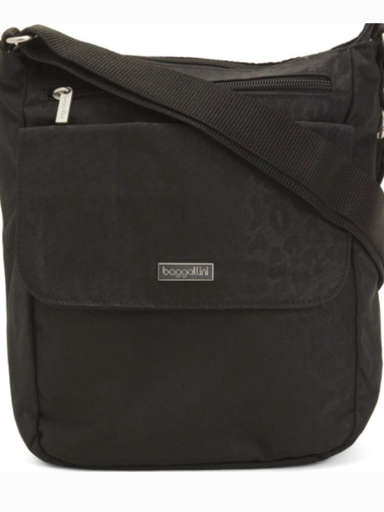 Baggallini Handbags - Baggallini Black Men's Crossbody Messenger Bag with Flap